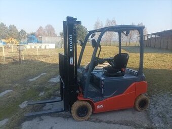 Vysokozdvižný vozík Toyota