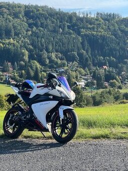 Yamaha YZF r125 2008