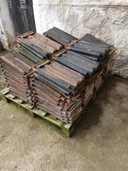 Střešní krytina , tašky pálené