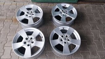 Prodám orig.alu Nissan 7 j x 17 et 43.