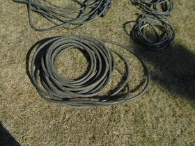 kabely na 380 a zemnící