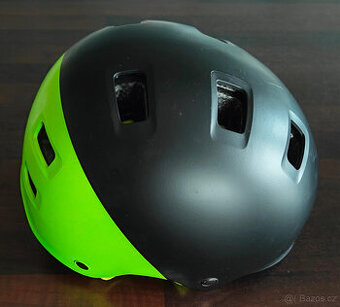 Dětská cyklistická helma Zářivě limetková/černá