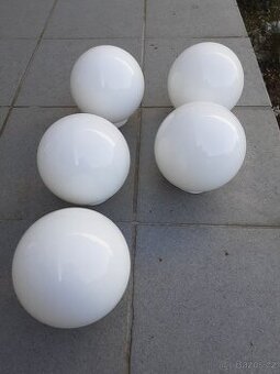 Skleněné baňky na lustr