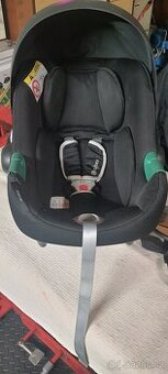 Prodám Vajíčko Cybex komplet s ISO podstavcem a zrcátkem