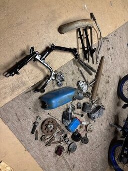 dily jawa 50/23 mustang