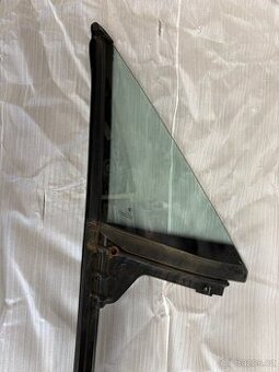 Boční okno zelené s těsněním pravé BMW Z3 oem51328410162