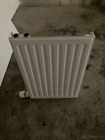 Deskový radiator 60x60x5 cm