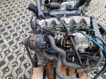 Motor 2,5 tdi T4 Typ: AJT Transporter kompletní
