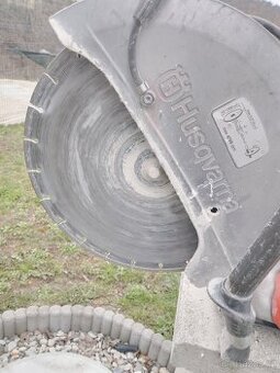 Rozbrušovaci pila Husqvarna k770