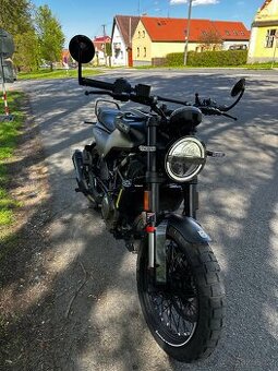 Husqvarna svartpilen 401
