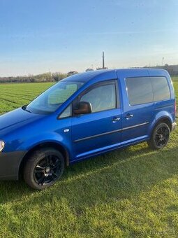 VW Caddy life 1.9tdi(77kw)Pěkně auto