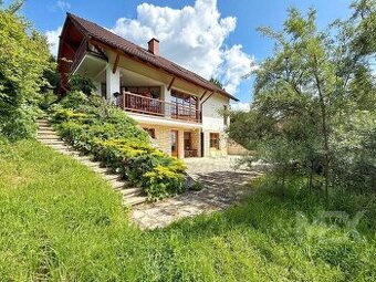 Prodej rodinného domu s velkou zahradou v obci Rybníček