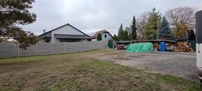 Prodám stavební pozemek - 1