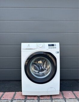Pračka Electrolux PerfectCare 600