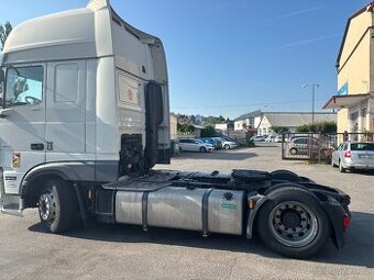 DAF XF 106