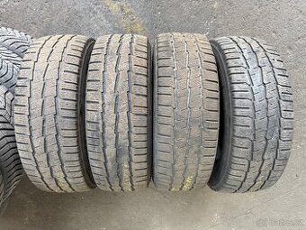 225/65 R16C Michelin