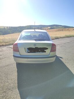 Škoda Octavia 2 1,6 FSI 85 kw