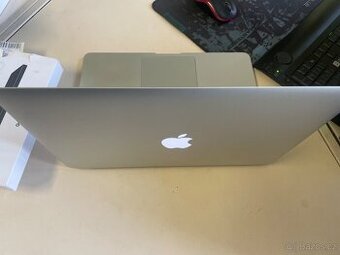 Apple MacBook Air i7