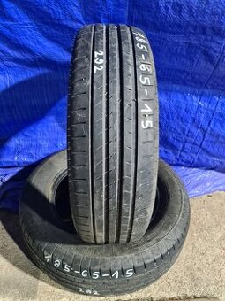 Letní pneu 185/65 R15 Vredestein 2Ks