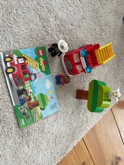 Lego Duplo hasičské auto