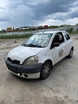 Náhradní díly - Toyota Yaris 1.0i 50kW r.v. 2001
