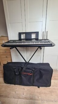 Klávesy Yamaha PSR E443 (vč. příslušenství)