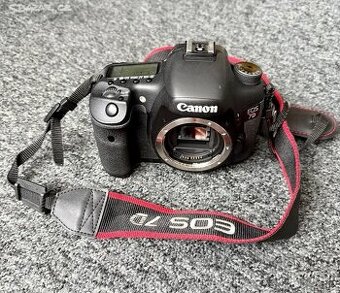 CANON EOS 7D