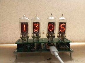 Nově sestavené digitronové hodiny n vestavbu