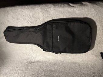 Obal na elektrickou kytaru