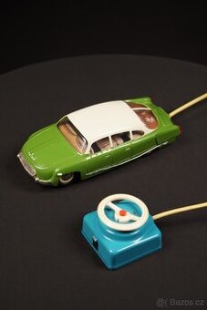 Nádherná hračka Tatra 603 ITES - rok 1965, funkční