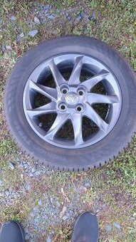Alu kola Yaris originál