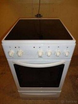 sklokeramický sporák, multifunkční trouba