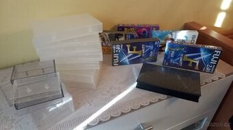 Audiokasety, CD, i prázdné obaly