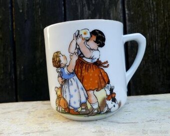 Porcelánový hrnek, motiv Kvěchová, děti, mléko, hračky