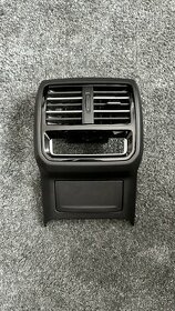 passat b8 zadní klimatizační panel