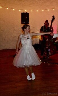 Svatební šaty na večerní párty