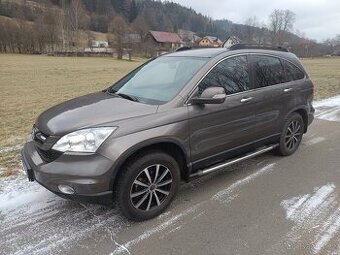 Honda CR-V i-DTEC 2012 4x4 1.majitel 168900km 6MT Nebouráno