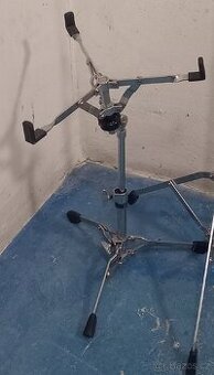 Stojan na činel a malý buben Yamaha