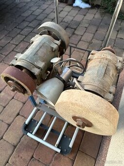 Dvoukotoučová bruska - 1