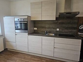 Kompletní kuchyně NOBILIA PINIE MONTANA vč. spotřebičů