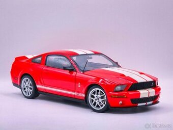 Ford Shelby GT 2007 1:18 Autoart