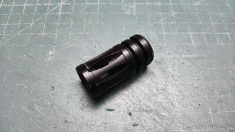 Lancer Tactical tlumič výšlehu M4