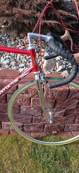 Vetta silniční kolo v původní barvě na sadě Shimano Golden