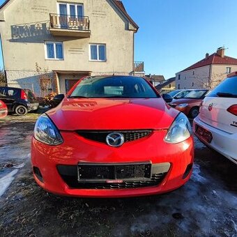Mazda 2 benzín rok 2009