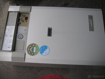 Prodám nástěnný plynový kotel určený pro ústřední vytápění