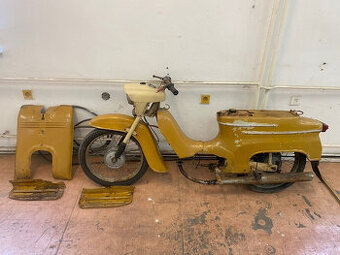 Jawa 20 pionýr bez motoru a TP.