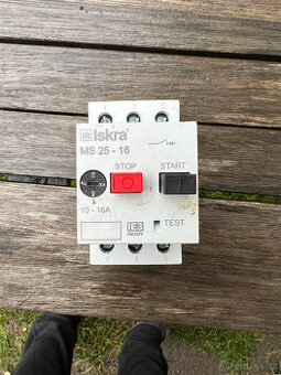 Motorový spouštěč 10-16A