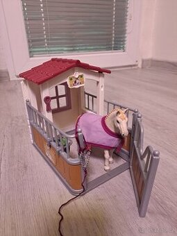 Malá stáj Schleich 42368