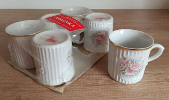 Souprava porcelánových hrnků Dubí