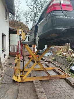 Hever 2t mobilní nůžkový ddr